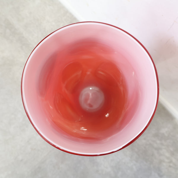 赤い水玉ガラスのフラワーベース