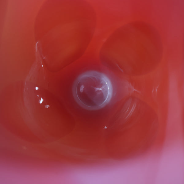 赤い水玉ガラスのフラワーベース