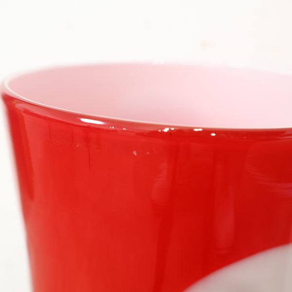 赤い水玉ガラスのフラワーベース