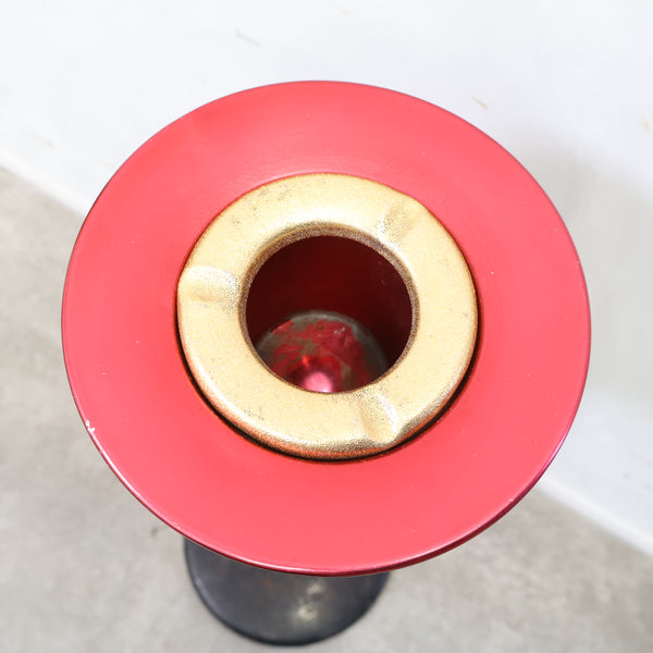 赤いスリムなスモークスタンド・灰皿