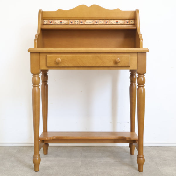 カリモク家具 カントリー調のコンソールデスク
