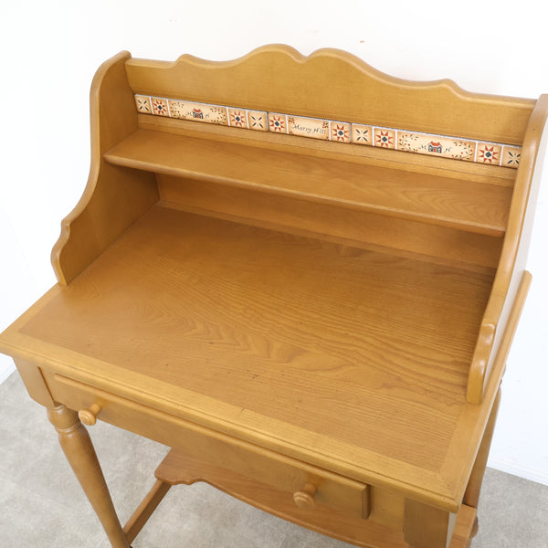 カリモク家具 カントリー調のコンソールデスク