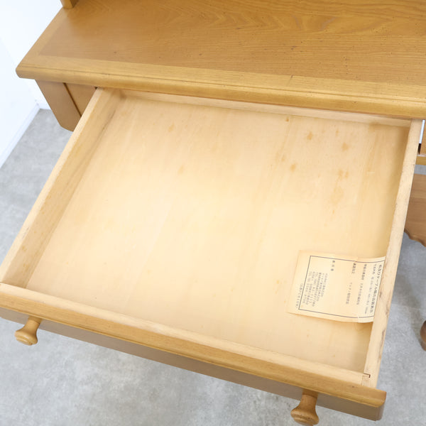 カリモク家具 カントリー調のコンソールデスク