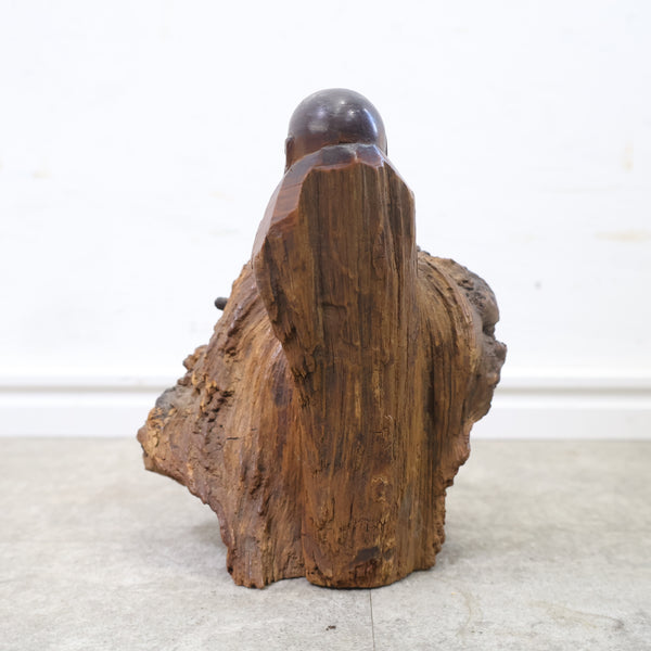 達磨大師の木彫り像