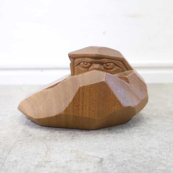 ヘタリ達磨の木彫り像