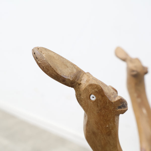 ラクダモチーフ 木彫り細工の折りたたみ式花台