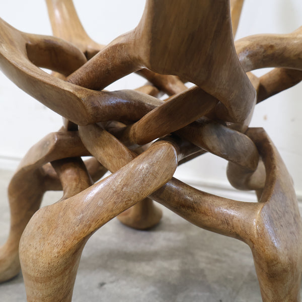 ラクダモチーフ 木彫り細工の折りたたみ式花台