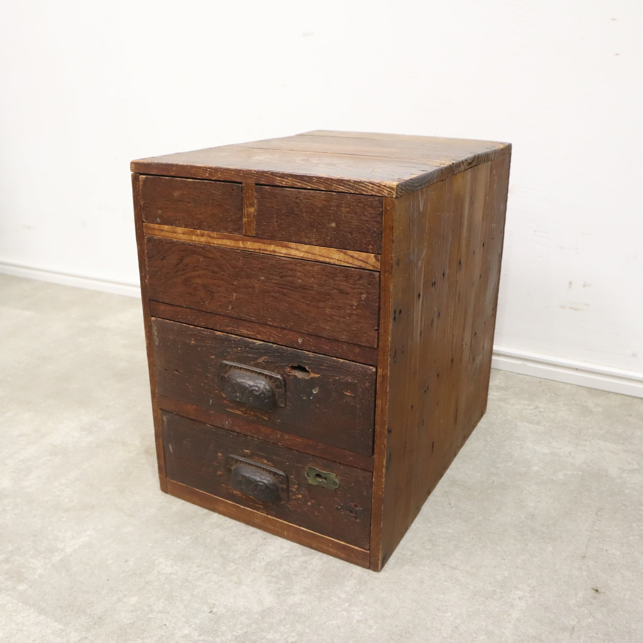 レトロ　タンス 階段箪笥 左下がり 和風 昭和 レトロ 古風 桐 タンス たんす