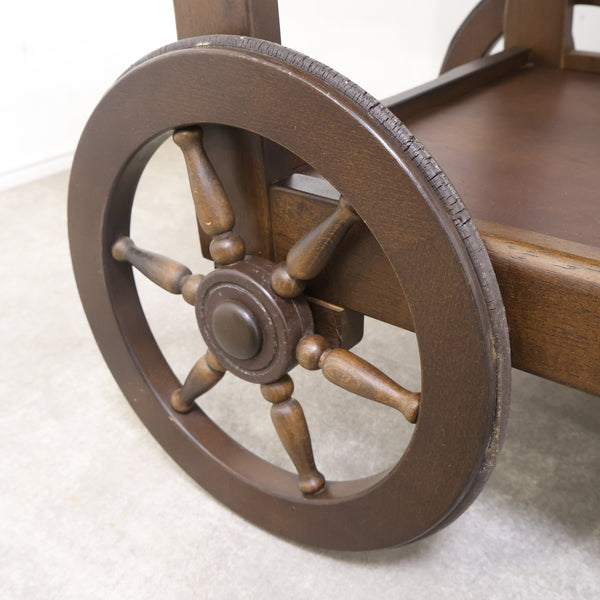 カリモク家具のキッチンワゴン・サイドテーブル