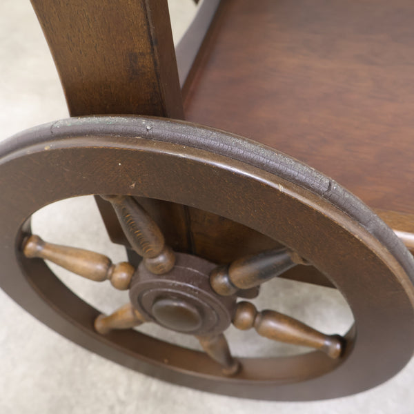 カリモク家具のキッチンワゴン・サイドテーブル