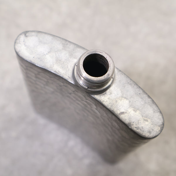 BUSHMASTER LTD製スキットル 4oz