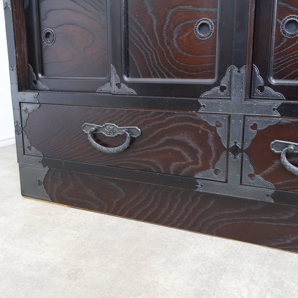 民芸家具の階段箪笥・和ダンス