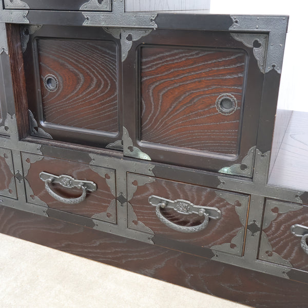 民芸家具の階段箪笥・和ダンス