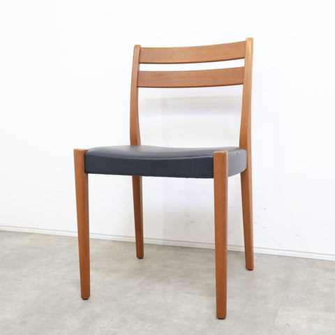 Svegards Markaryd スヴェガーズ ダイニングチェア 木製 椅子 チーク ①