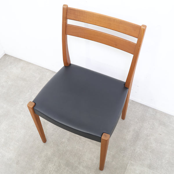 Svegards Markaryd スヴェガーズ ダイニングチェア 木製 椅子 チーク ①