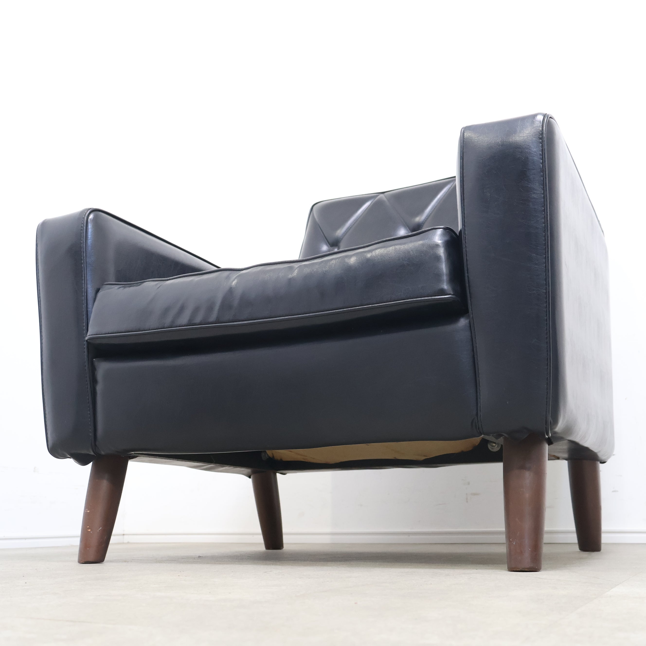 オールドカリモクのシングルソファ・1人掛けソファ ② – バナル