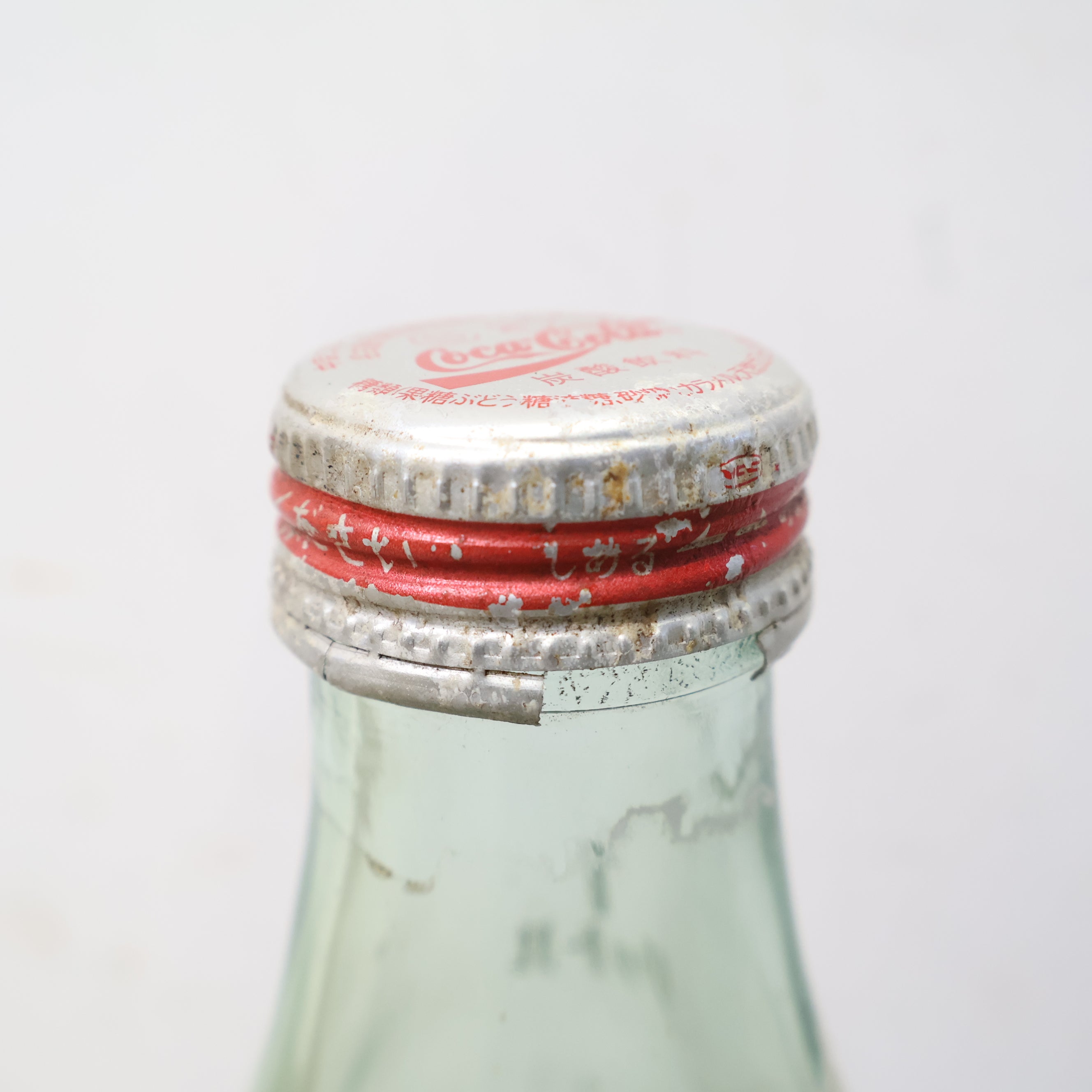 コカコーラのガラス瓶（1リットル）① – バナルオンラインショップ