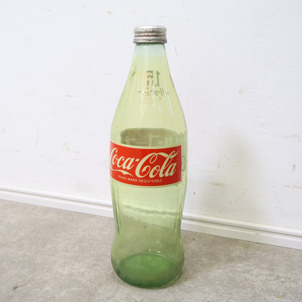 コカコーラのガラス瓶（1.5リットル）