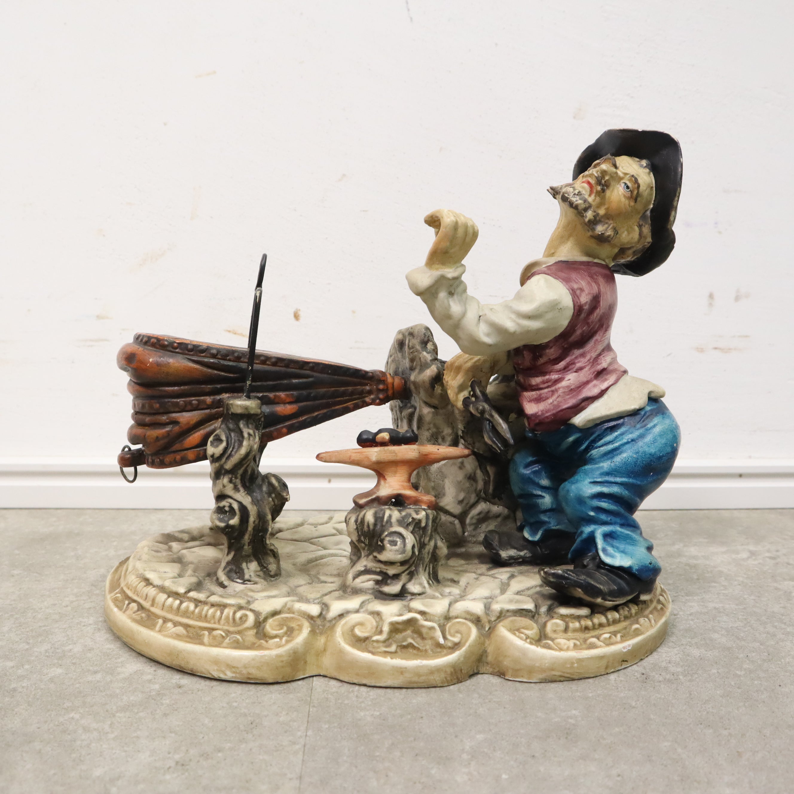 ユニークなおじさんのオブジェ – バナルオンラインショップ（BANUL）の