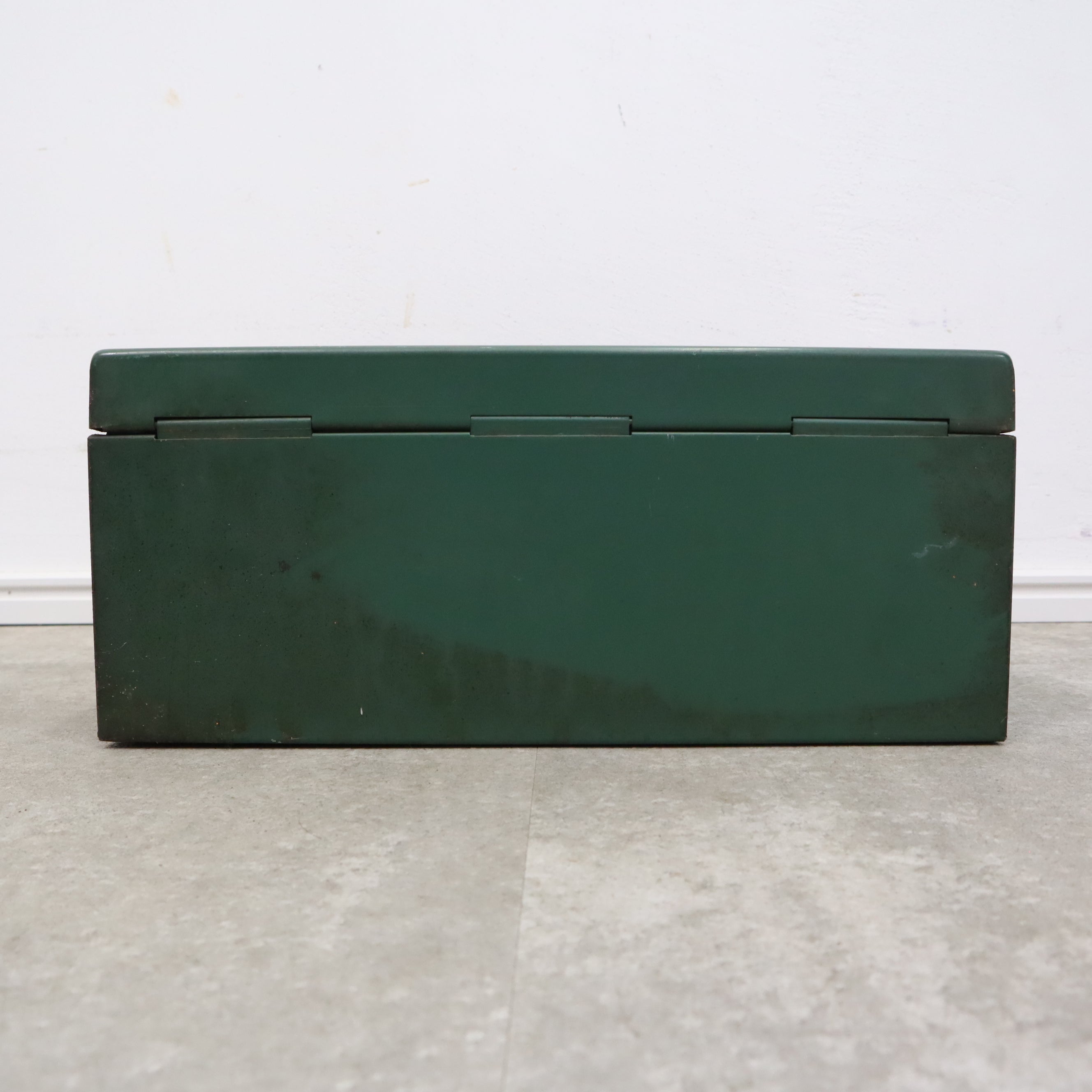 レトログリーンの手提げ金庫・キャッスボックス – バナルオンライン