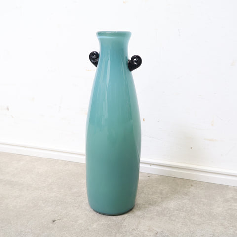 ブルーグリーンのガラス製フラワーベース・花瓶