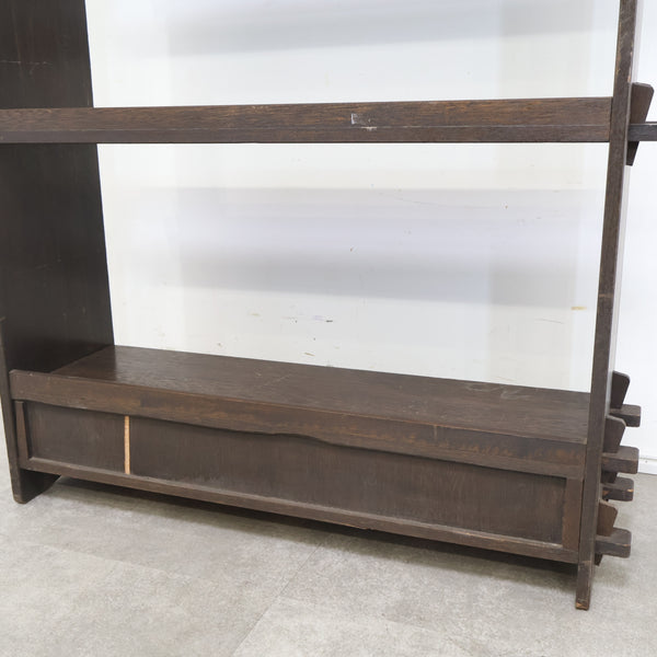 古い木製のくさび式オープンシェルフ・本棚