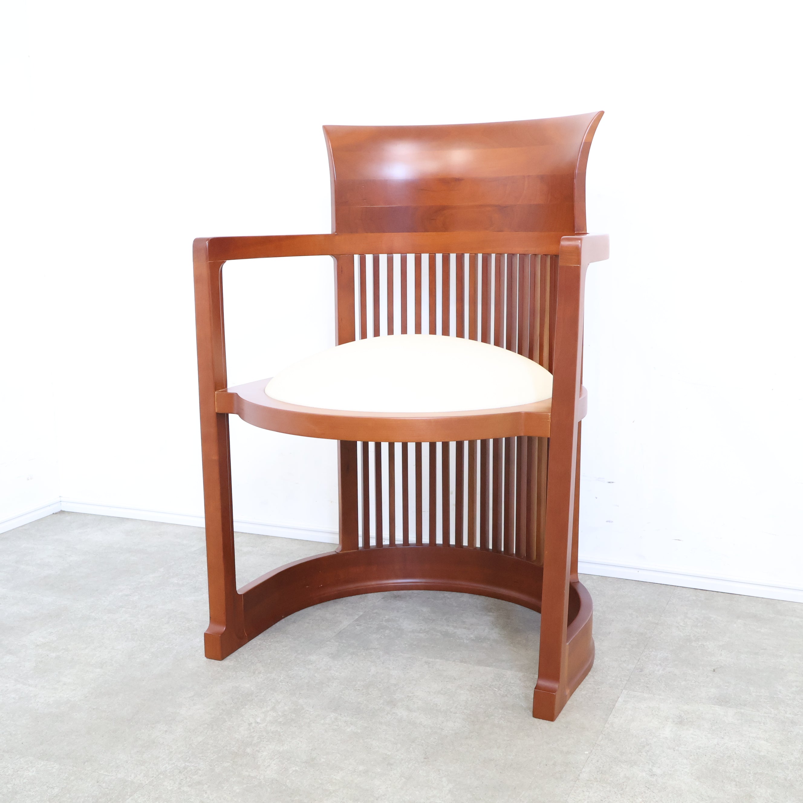 リプロダクト Frank Lloyd Wright Barrel chair バレルチェア アーム