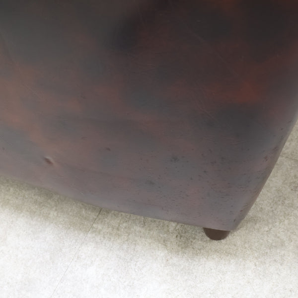 レトロな3人掛けソファ