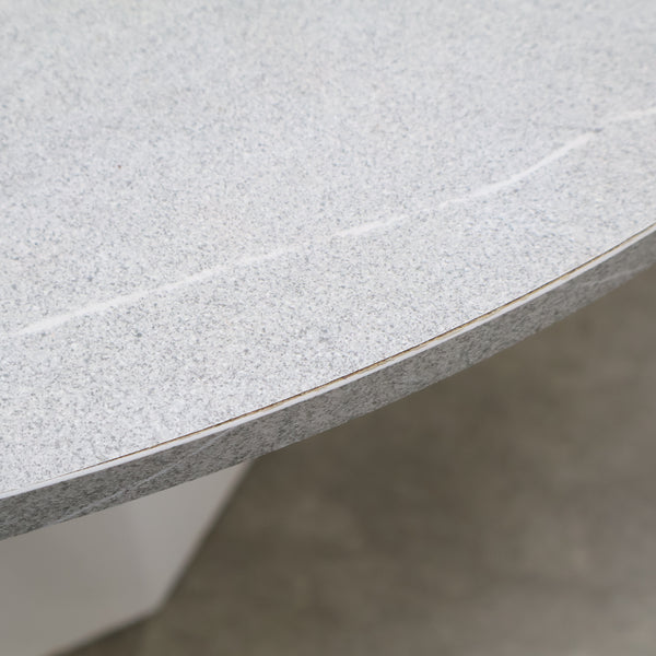 カリガリス コヌビア Dix 円形ダイニングテーブル