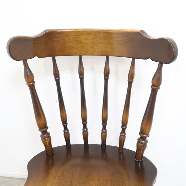 飛騨産業 キツツキマークのウィンザーチェア ①