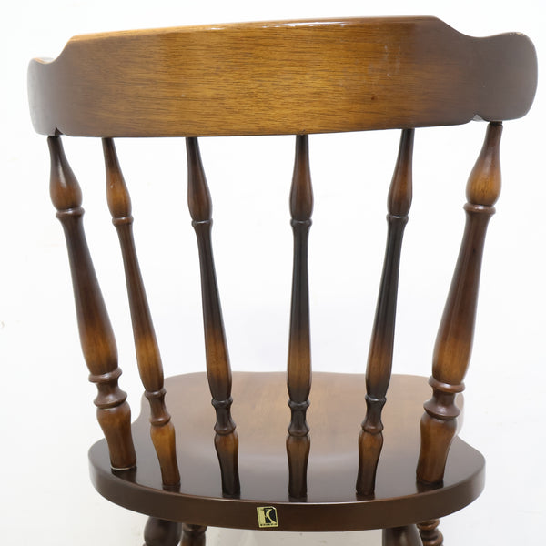 飛騨産業 キツツキマークのウィンザーチェア ①