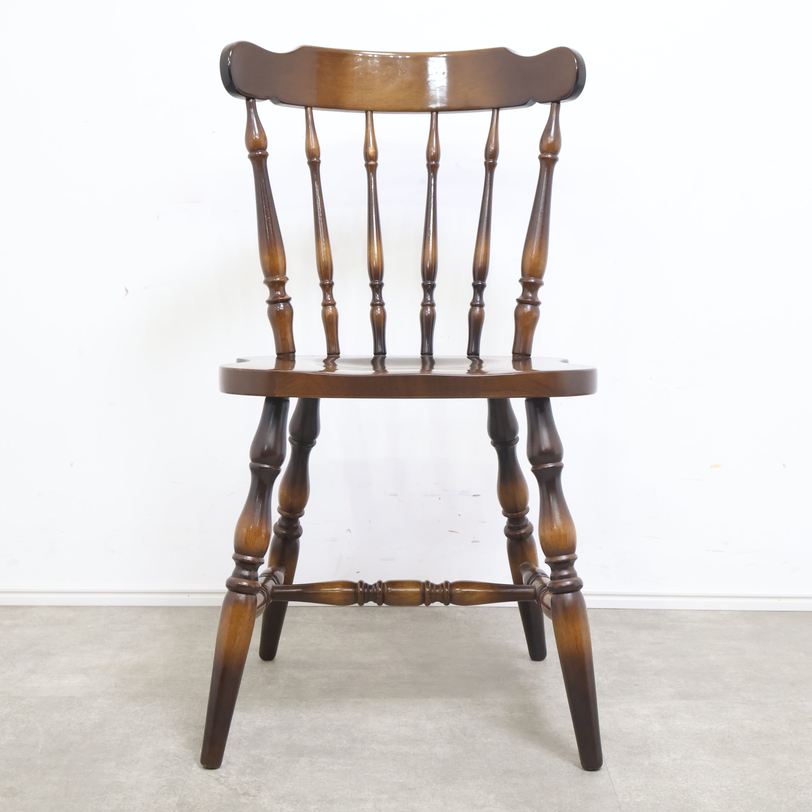 飛騨産業 キツツキマークのウィンザーチェア ④ – バナルオンライン