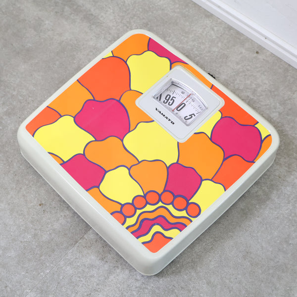 花がらの体重計
