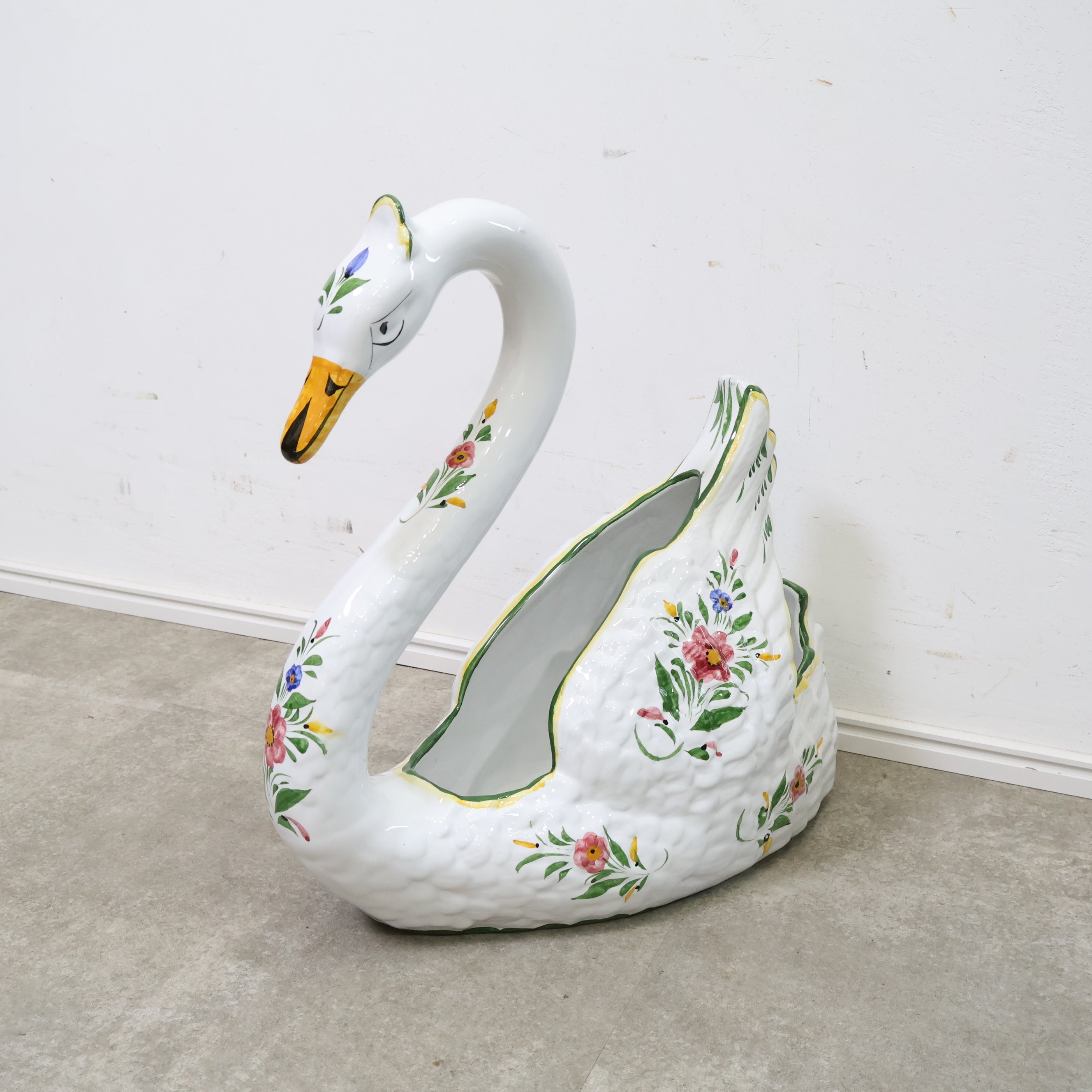 白鳥の大きな花瓶・フラワーベース ｜バナルオンラインショップ（BANUL）