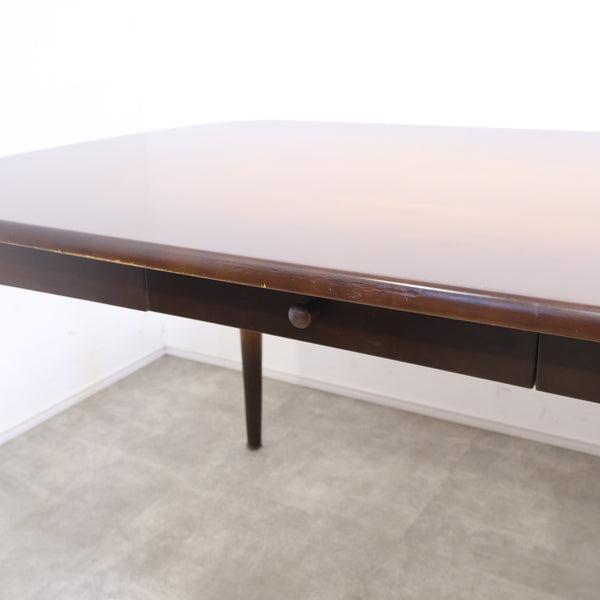 飛騨産業 キツツキマークのダイニングテーブル