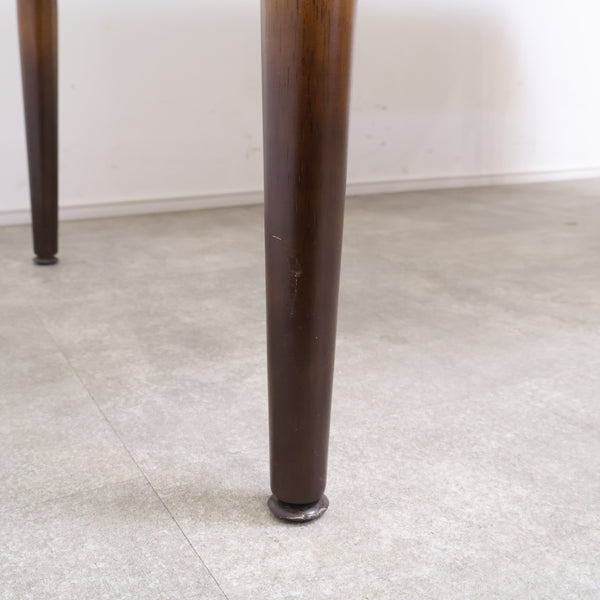 飛騨産業 キツツキマークのダイニングテーブル