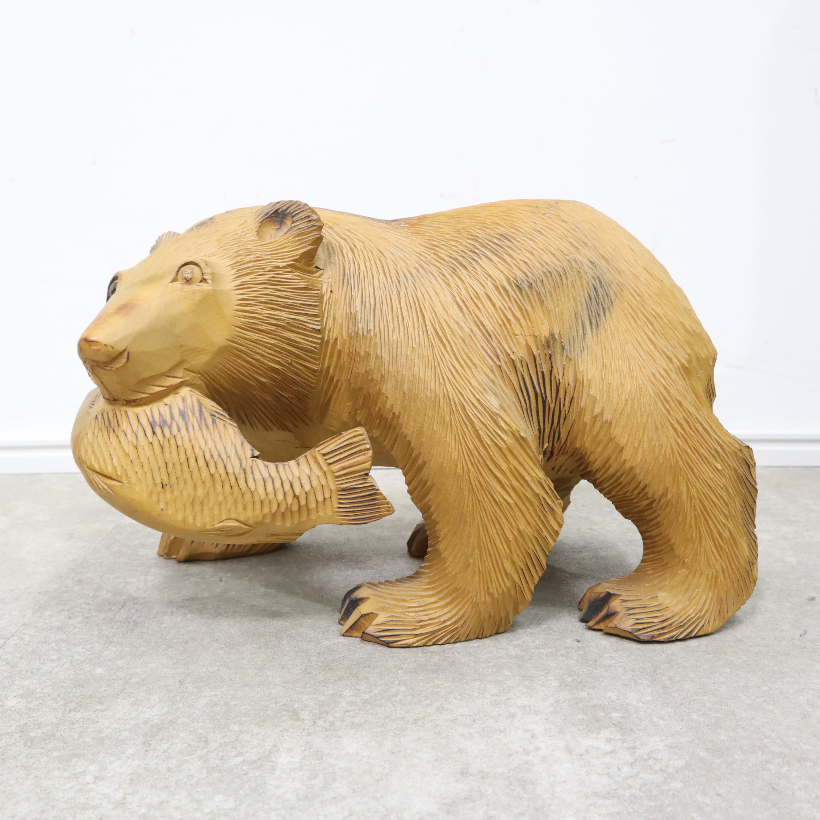 縁起の良い えんじゅの木 熊 一本彫り 置物 高さ約９０㎝ 昭和レトロ 楽天市場】木彫り 熊の置物 槐の木 【01】 北海道 国産