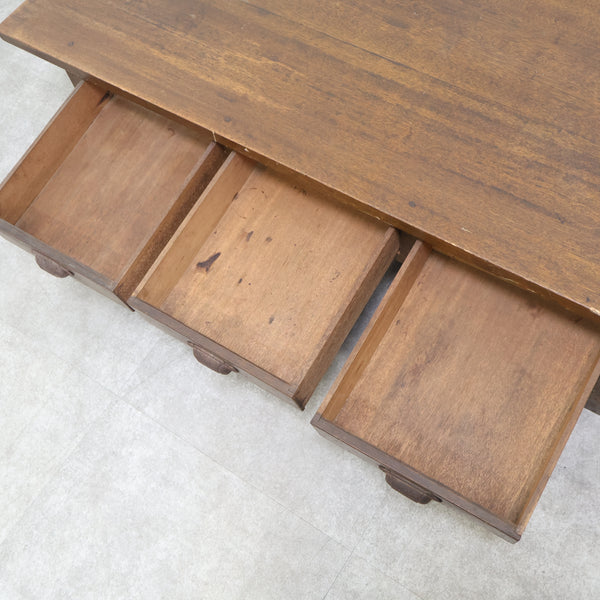 座卓のような両面文机（引出し付き）