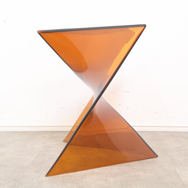 東谷のアクリル サイドテーブル