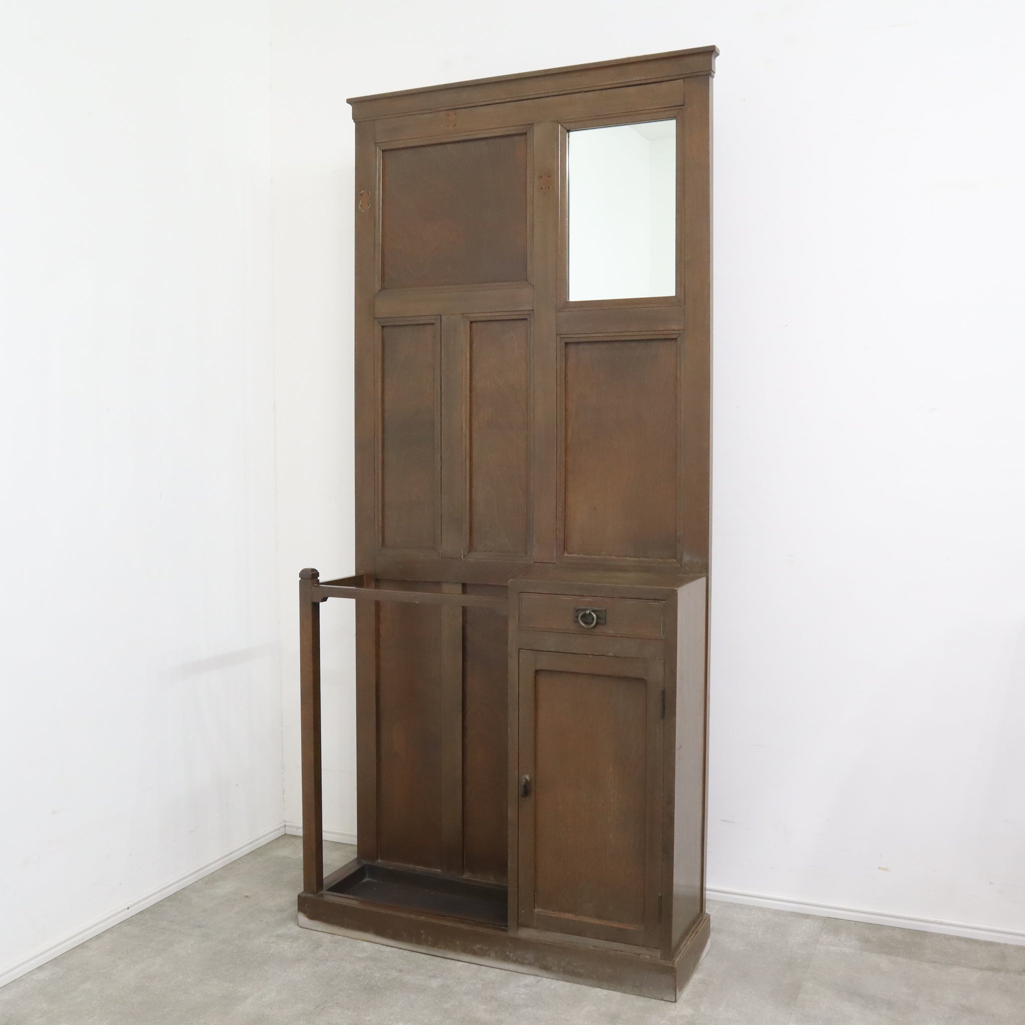 高級】【美品】ガラス扉付き本棚 アンティーク ケース 本棚・ラック