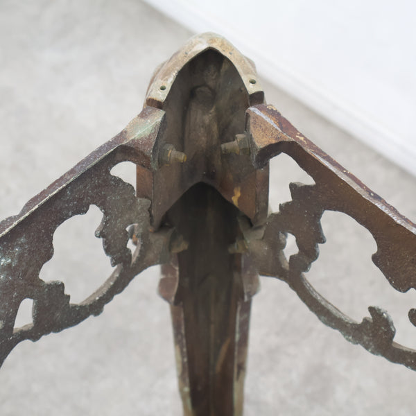 大理石天板のセンターテーブル