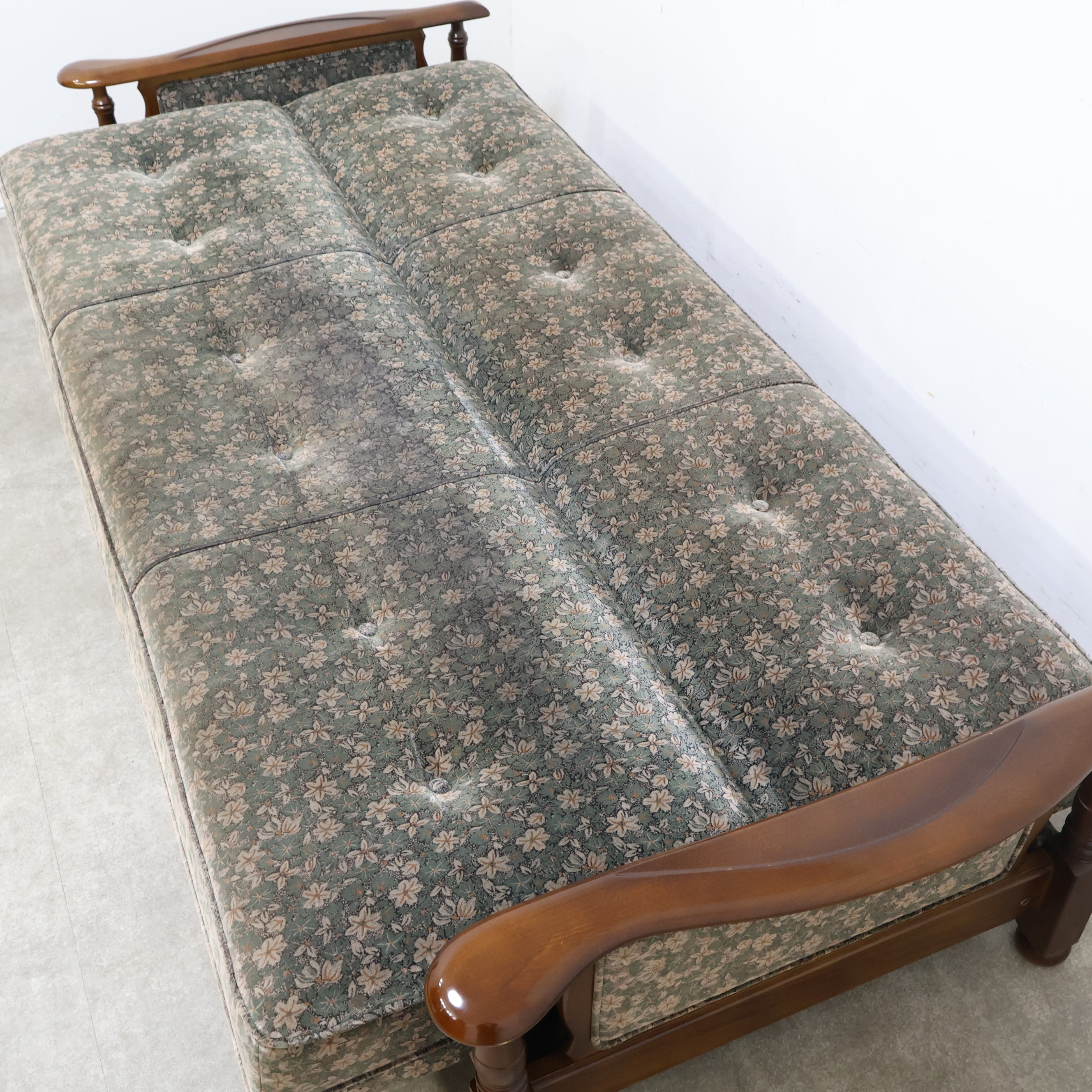 カリモク家具 karimoku コロニアルシリーズのソファベッド – バナル