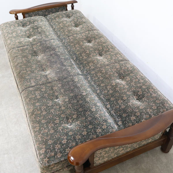 カリモク家具 karimoku コロニアルシリーズのソファベッド