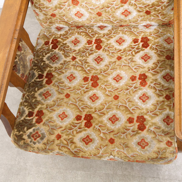 レトロな金華山織の1人掛けソファ No.1