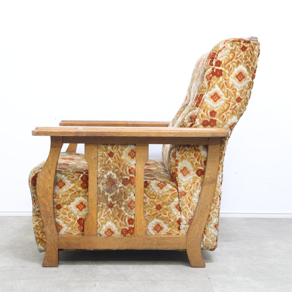 レトロな金華山織の1人掛けソファ No.1