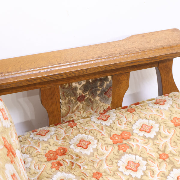 レトロな金華山織の1人掛けソファ No.1