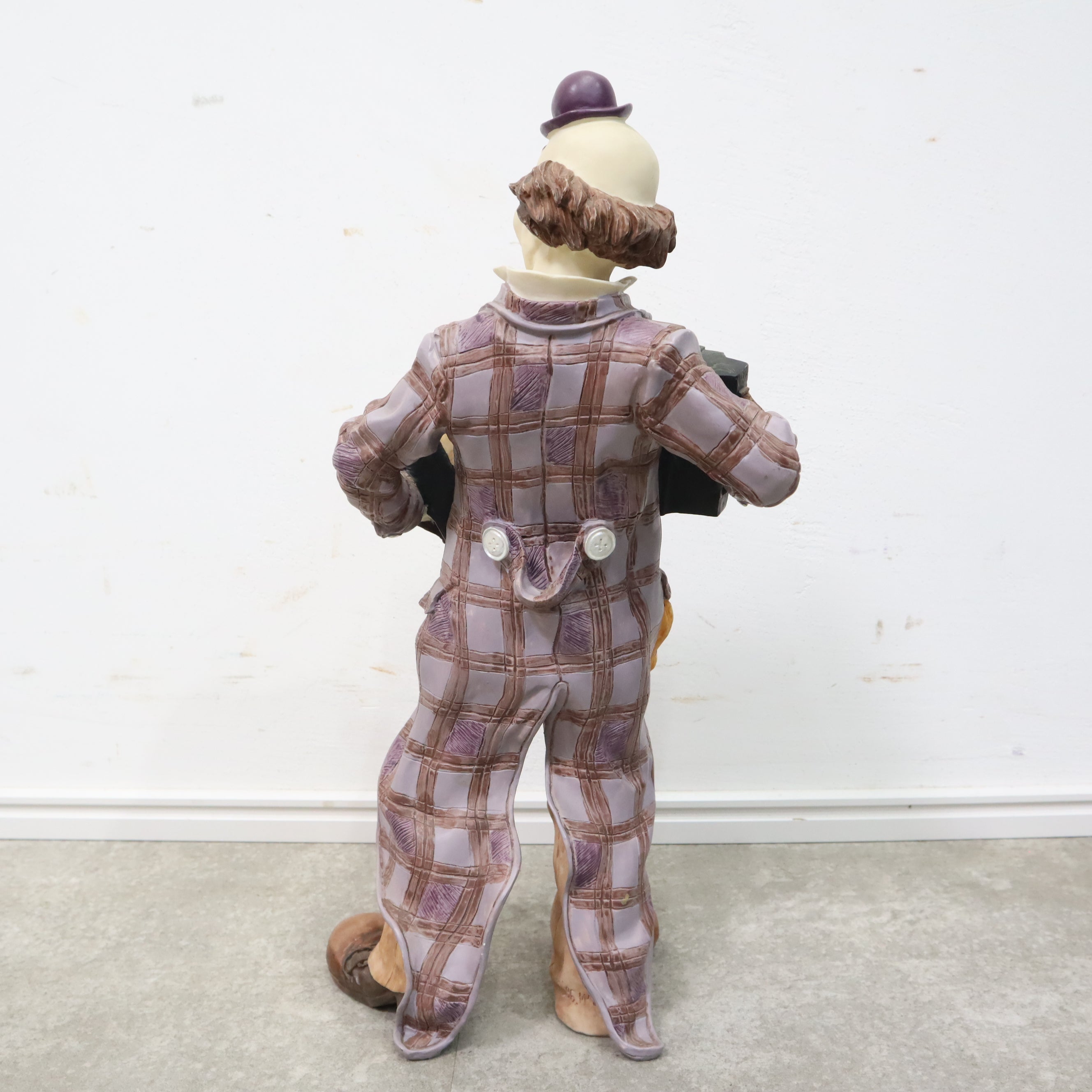 アコーディオンを弾くピエロのオブジェ – バナルオンラインショップ