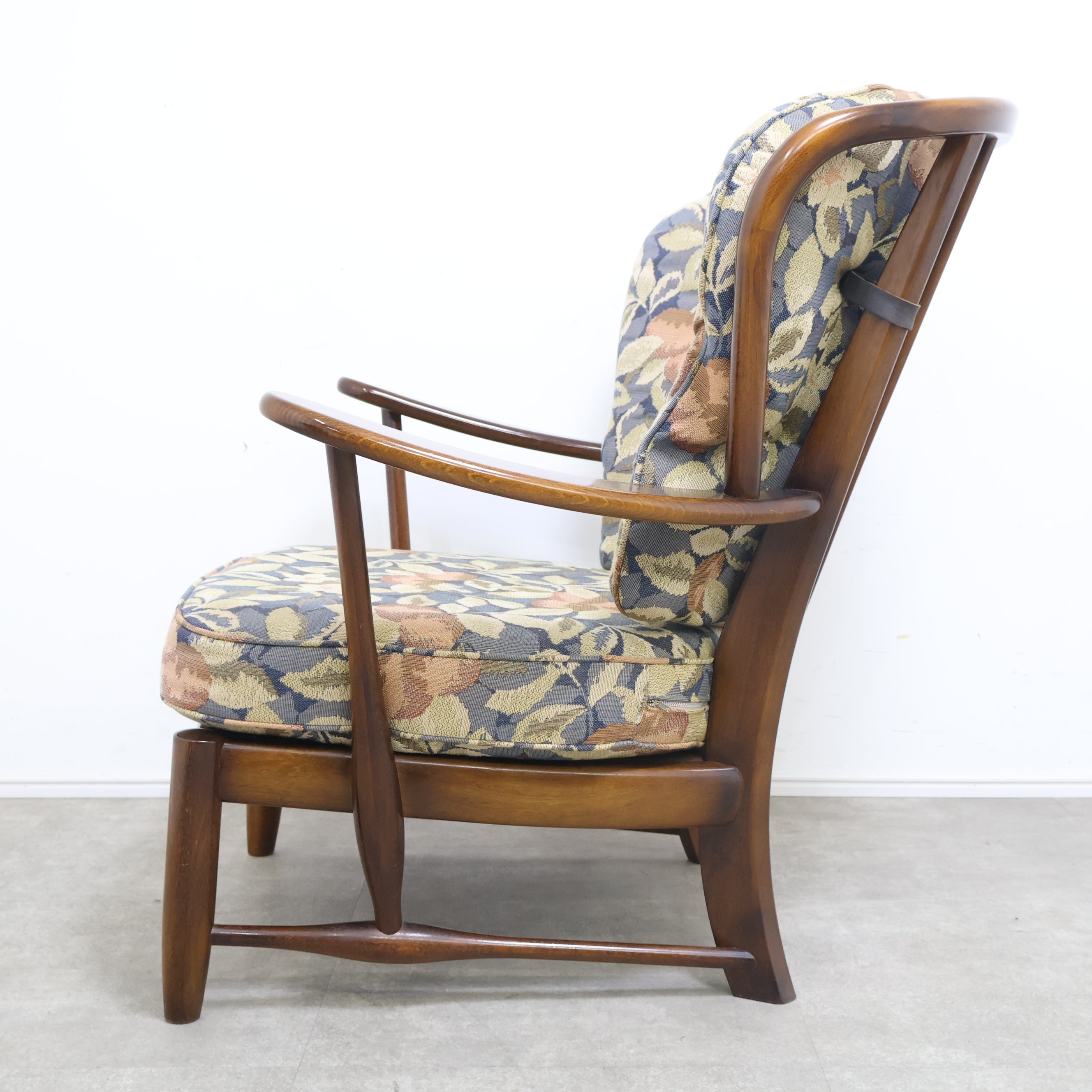 カリモク家具 コロニアル1人掛けソファ No.1 – バナルオンライン