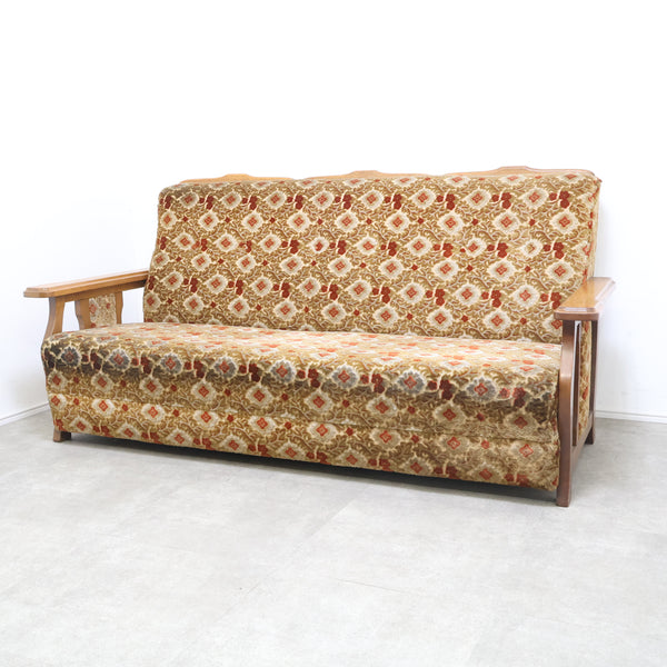 レトロな金華山織の3人掛けソファ