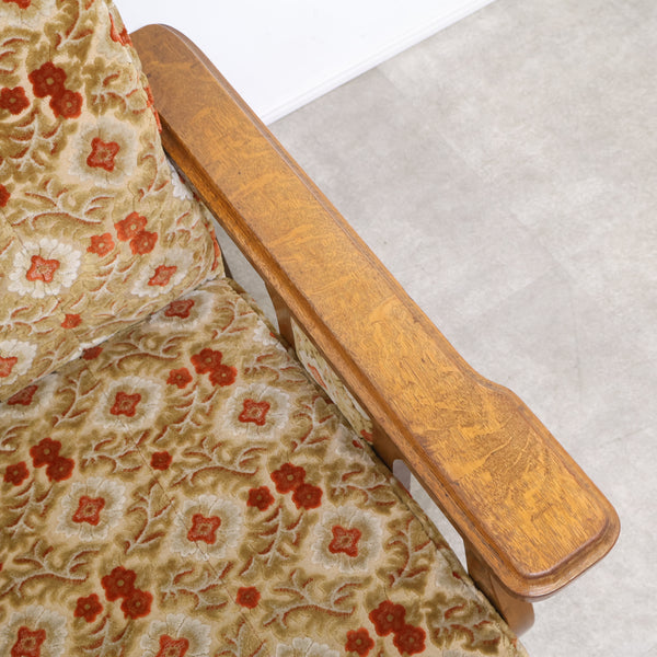 レトロな金華山織の3人掛けソファ